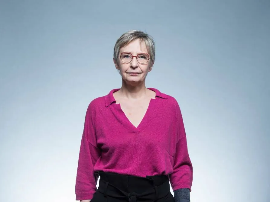 Photo de d'un mur avec le logo Be audit